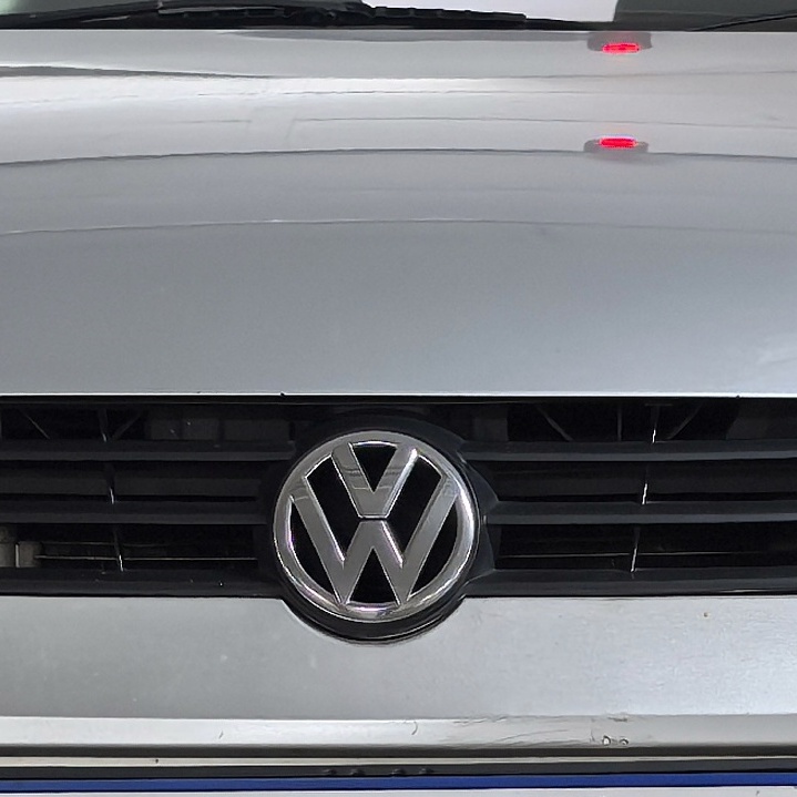 Professional headlight restoration service in Johannesburg & Gauteng. Removing yellowing and restoring clear light output by Revelio Detailing.