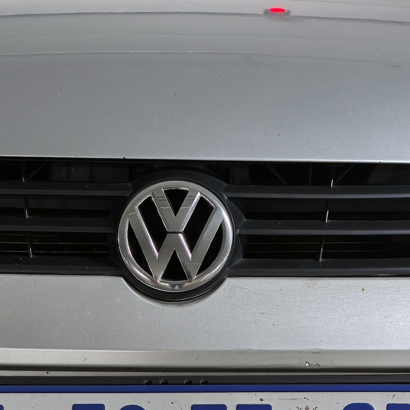 Professional headlight restoration service in Johannesburg & Gauteng. Removing yellowing and restoring clear light output by Revelio Detailing.